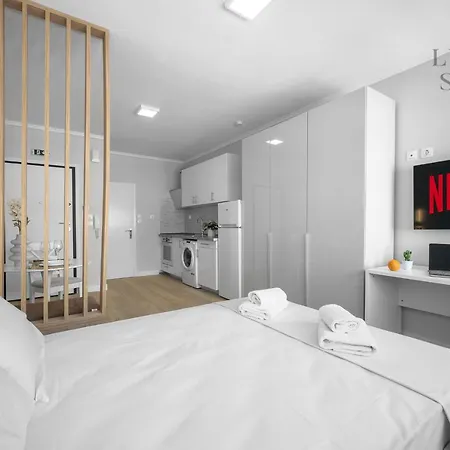 Nephele, The Luxury Suites Thessaloniki Exterior photo
